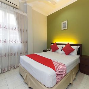 Oyo 616 Bayu View Hotel Klang